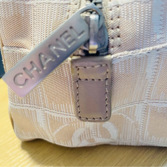 Chanel Vintage Travel Line Nylon Bowling Bag Authentic - Picture 14 of 17